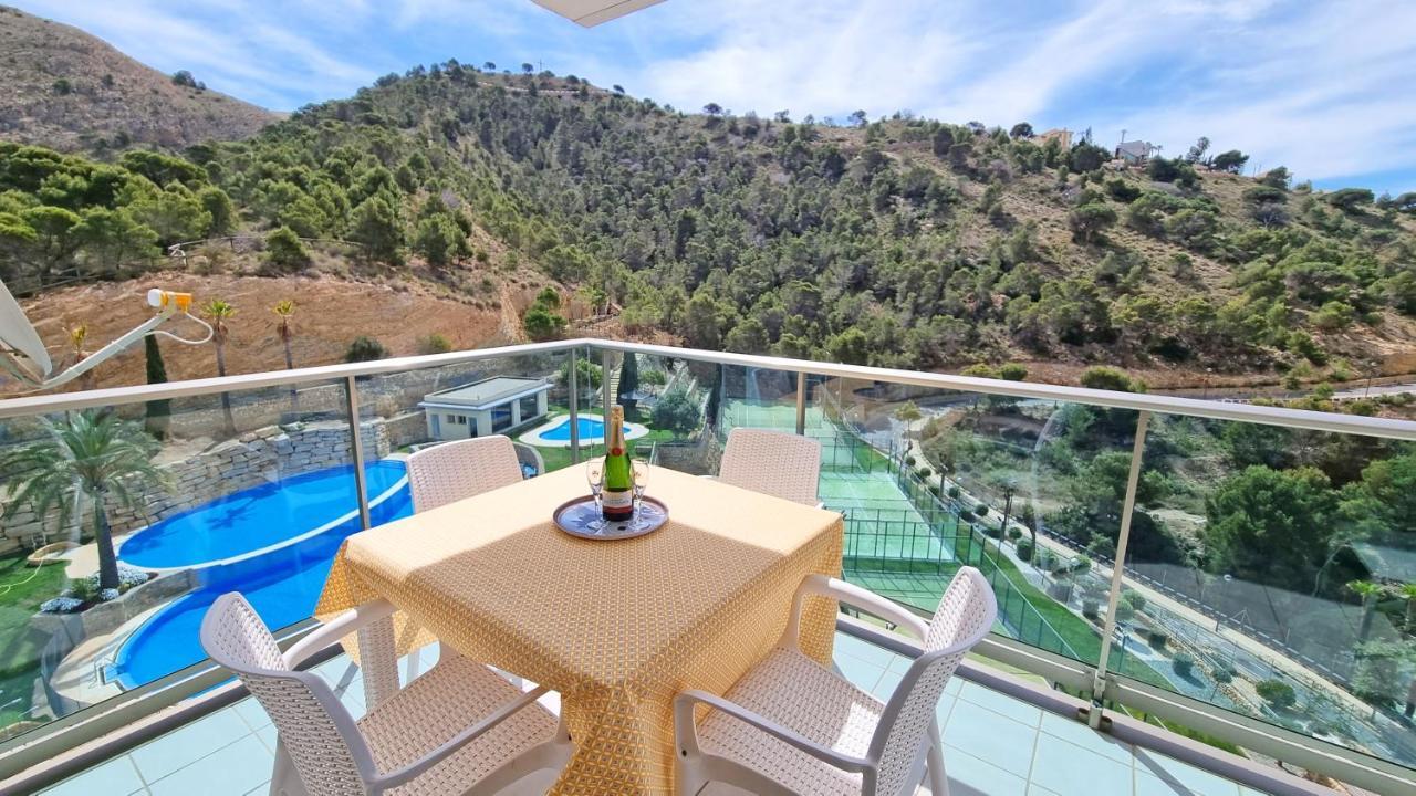 Skyline 6 Private Balcony, Sunny All Year Round, With Nice Views 貝尼多姆 外观 照片