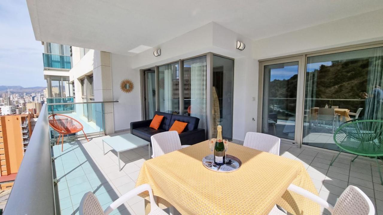 Skyline 6 Private Balcony, Sunny All Year Round, With Nice Views 貝尼多姆 外观 照片